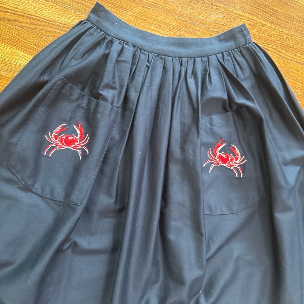 Collectif 1950’s Reproduction Cotton Navy Skirt Pocket Crab Embroidery XXS